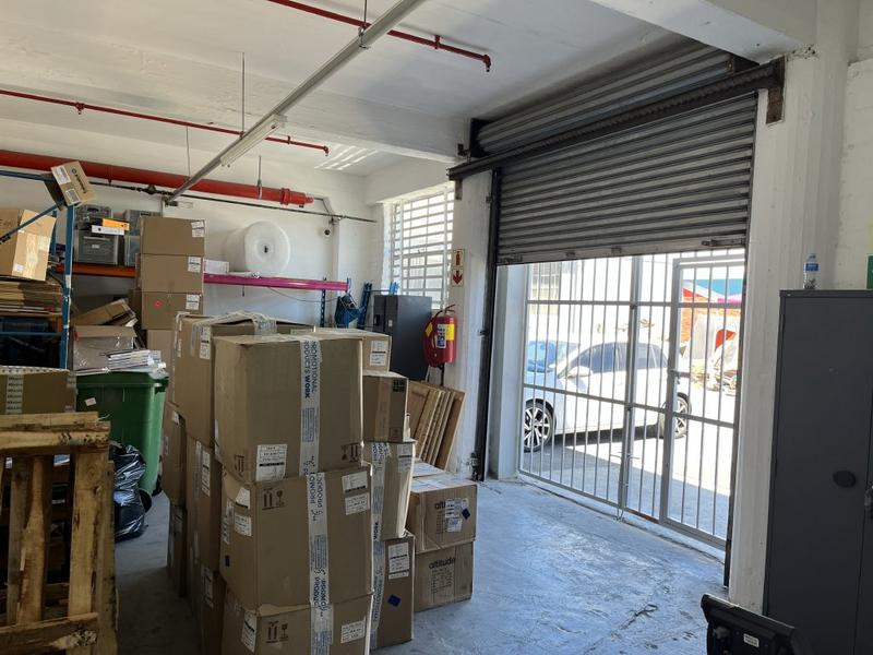 To Let commercial Property for Rent in Paarden Eiland Western Cape
